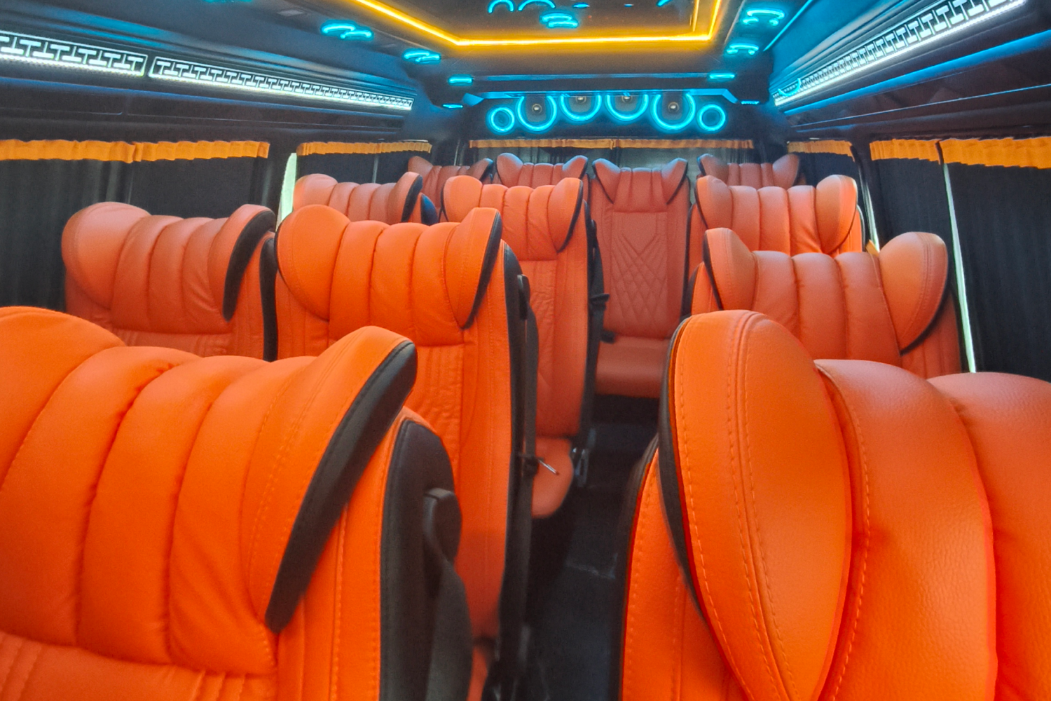 vvip van-8