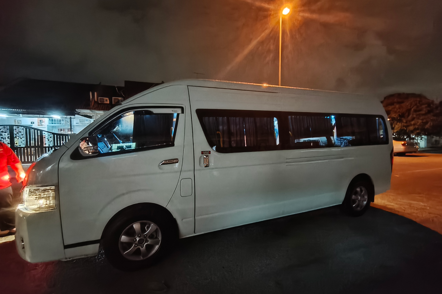 vvip van